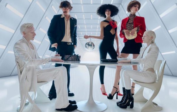 Στη νέα καμπάνια Kalogirou το χθες συναντάει το αύριο