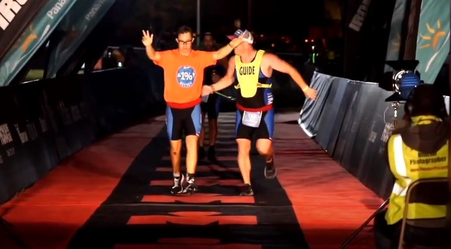 Η ιστορία του 1ου άτομου με σύνδρομο Down που τερμάτισε στο Παγκόσμιο Πρωτάθλημα Ironman