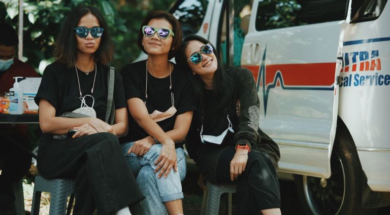 Η δύναμη των φίλων-συναδέλφων