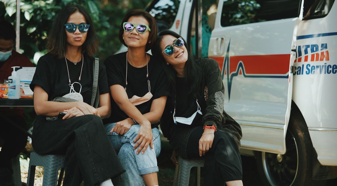 Η δύναμη των φίλων-συναδέλφων