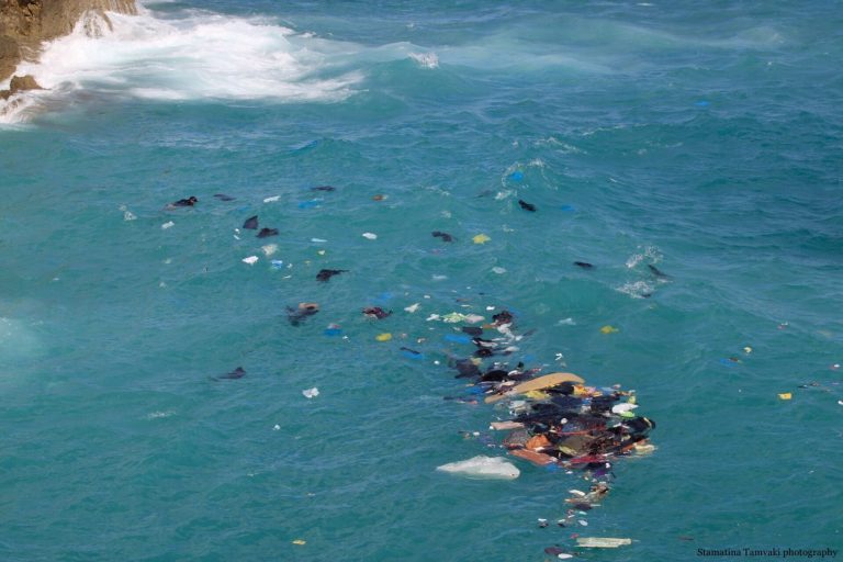 Ναυάγιο στα Κύθηρα: Συνελήφθη ένας Σύρος για διακίνηση μεταναστών – Συνεχίζονται οι έρευνες