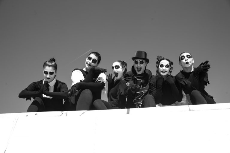 Free freaks: Μια εκρηκτική παράσταση κάνει πρεμιέρα στις 6 Νοεμβρίου