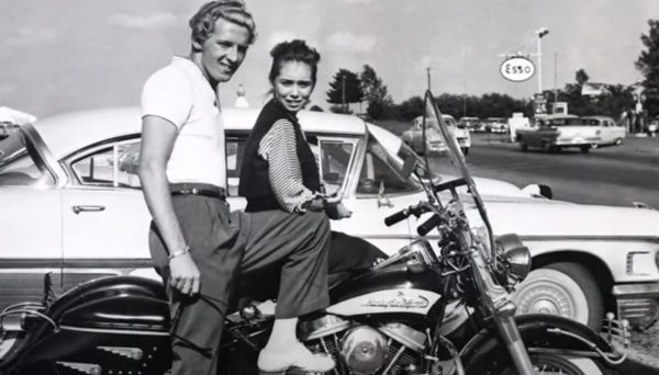 Ο Τζέρι Λι Λιούις παντρεύτηκε την 13χρονη ξαδέρφη του που πίστευε στον Άγιο Βασίλη