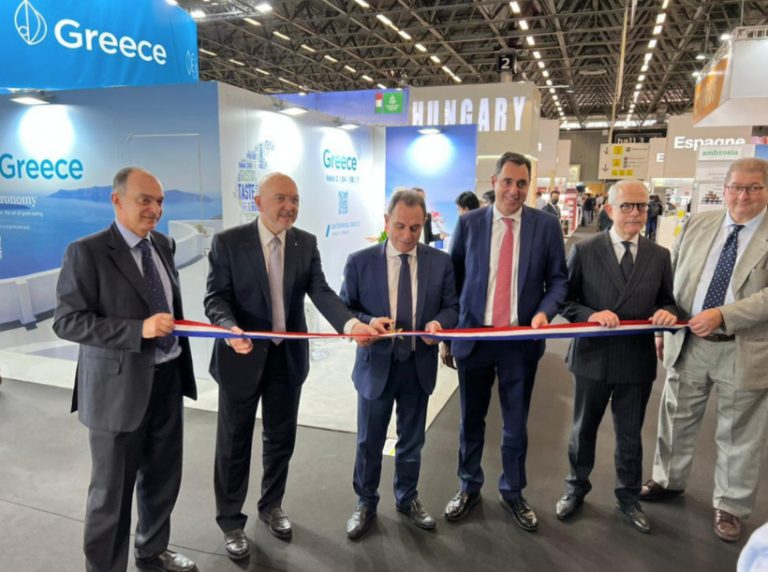 Γεωργαντάς από τη Διεθνή Έκθεση SIAL: «Επιβεβαιώνεται η εξαγωγική δυναμική των ελληνικών τροφίμων και ποτών»