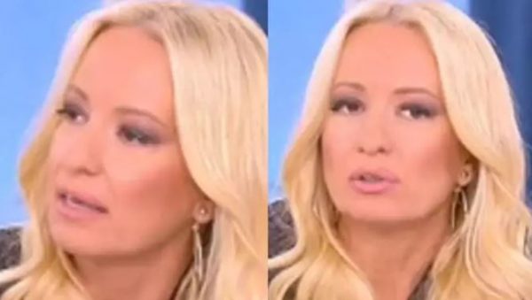 Αφροδίτη Γραμμέλη: «Δεν είναι το πρόσωπό μου αυτό που θα ήταν κανονικά»