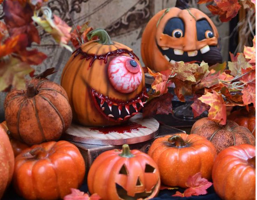 Halloween Party στην πόλη: Πού θα βρεις «σκοτεινά» events και spooky ατμόσφαιρα