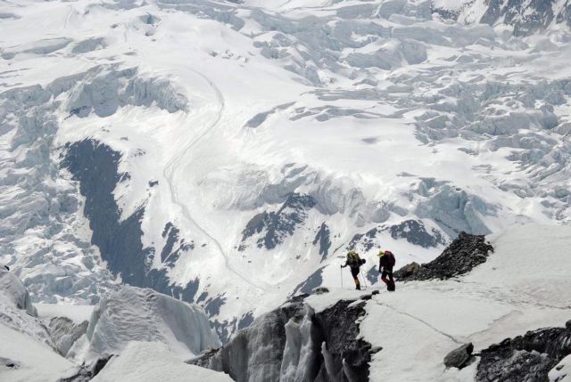 Ινδία: 19 νεκροί ορειβάτες από χιονοστιβάδα στα Ιμαλάια