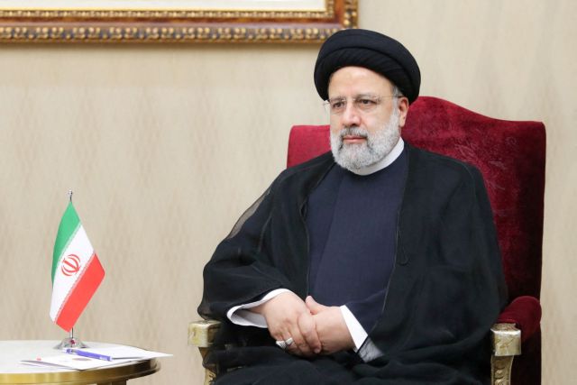 Ιράν: Η επίθεση στο μαυσωλείο της Σιράζ «δεν θα μείνει αναπάντητη» προειδοποιεί ο πρόεδρος Ραϊσί