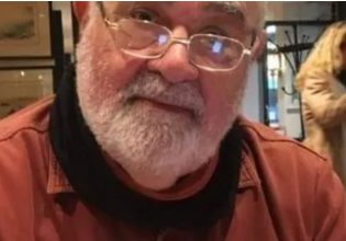 Πέθανε ο ιστορικός Τέχνης Χάρης Καμπουρίδης και ζήτησε να σκορπιστούν οι στάχτες στη γέφυρα του Ιάσμου