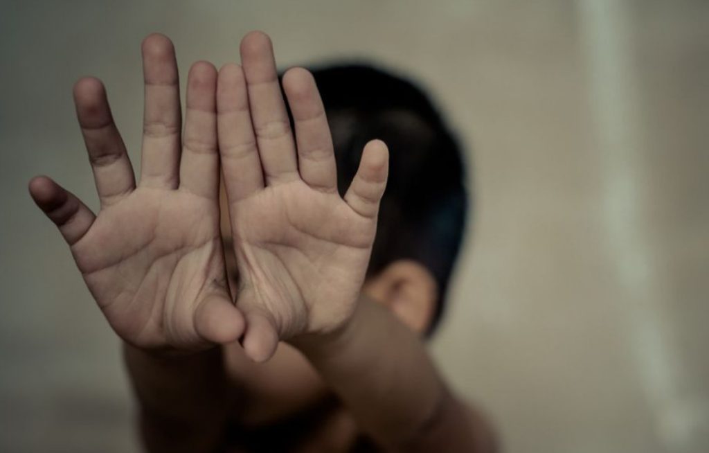 Ράπτη: Το 16% των παιδιών πέφτει θύμα κάποιας μορφής σεξουαλικής κακοποίησης