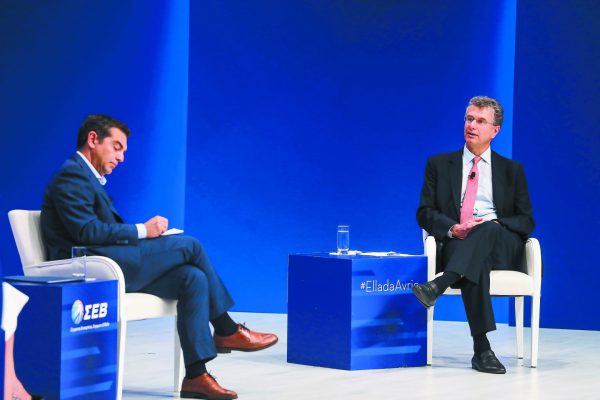 Ο ΣΥΡΙΖΑ και οι μεσαίοι: Και με τον ντελιβερά και με τον ιδιοκτήτη της πιτσαρίας