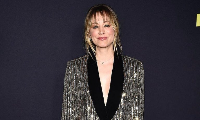 Κέιλι Κουόκο: Έγκυος στο πρώτο της παιδί η πρωταγωνίστρια της σειράς «Big Bang Theory»