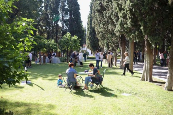 Άνοιξε ξανά για το κοινό ο κήπος του Προεδρικού μεγάρου