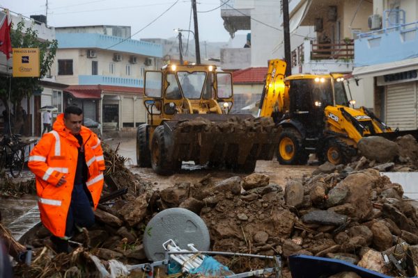 Κακοκαιρία: Στην Κρήτη αύριο Κυριακή κυβερνητικό κλιμάκιο