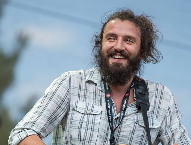 Ο Λεωνίδας Μπαλάφας παρουσιάζει το νέο του δίσκο «Αβέρτα» στον Σταυρό του Νότου