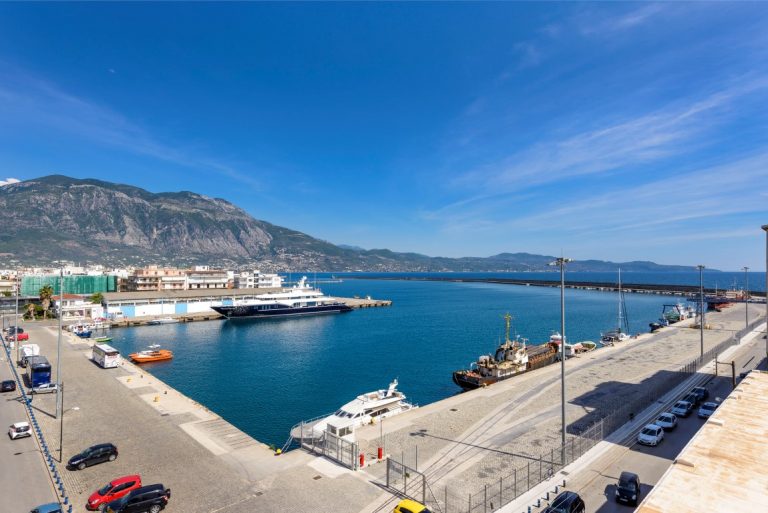 Διαγωνισμός για το υδατοδρόμιο στο λιμάνι Καλαμάτας στις 3 Νοεμβρίου 2022