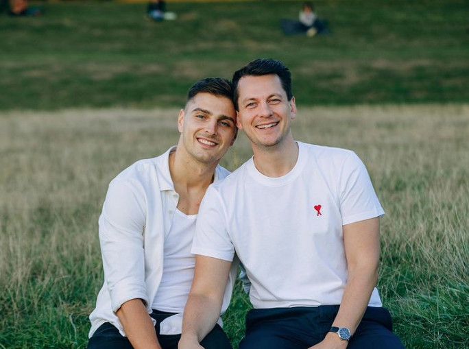 Διάσημος παίκτης του χάντμπολ έκανε coming out: «Είμαι γκέι και είμαι χαρούμενος»