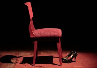 «Στρέλλα»: Υπέρ της επιλογής διεμφυλικής γυναίκας για πρωταγωνίστρια στην «Στρέλλα» της Λυρικής ο υφυπουργός Πολιτισμού