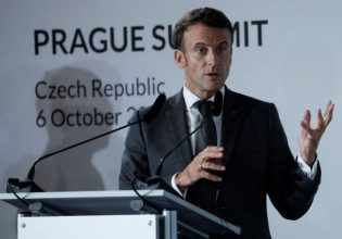 Μακρόν: Η Γαλλία θα στείλει και άλλα πυροβόλα Caesar στην Ουκρανία