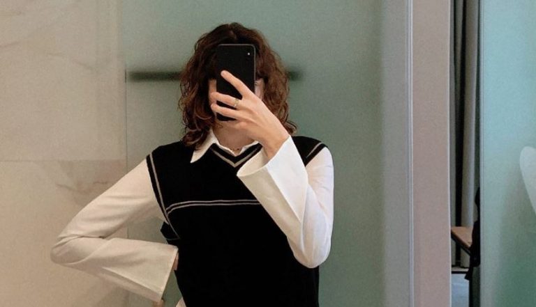 Μοντέλο του GNTM ποζάρει τοπλες και σκορπίζει… εγκεφαλικά