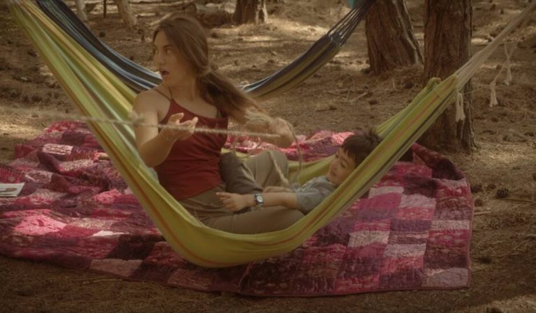 7ο Αφιέρωμα στο Ελληνικό Ντοκιμαντέρ: «Με τα μάτια ανοιχτά»