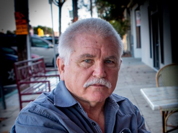 Mike Davis (1946-2022): Ο μαρξιστής που ήξερε να λέει μια ιστορία