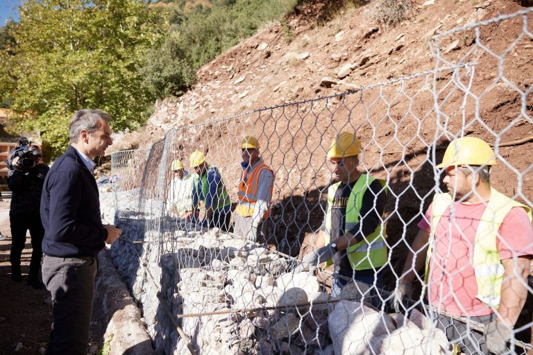 Μητσοτάκης από Καρδίτσα: Για μας δεν υπάρχει ξεχασμένη γωνιά στην Ελλάδα και πολίτες δύο ταχυτήτων