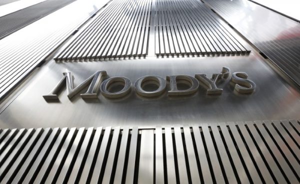 Moody’s: Υποβάθμισε την προοπτική του αξιόχρεου του δημοσίου της Βρετανίας