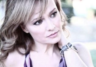 Νίκη Παλληκαράκη στο in: Έχουμε ευθύνη απέναντι στην αδυναμία των παιδιών μας