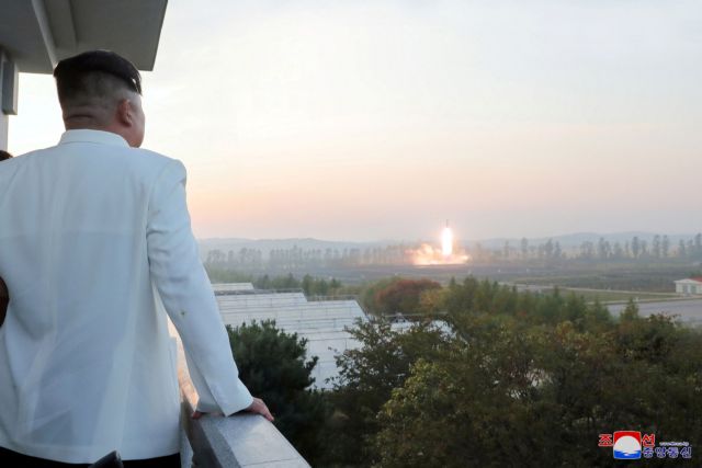 Β. Κορέα: Ο Κιμ Γιονγκ Ουν καθοδήγησε γυμνάσια τακτικής μονάδας πυρηνικού πολέμου