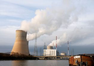 Πολωνία: Ανέθεσε σε αμερικανική εταιρεία την κατασκευή του πρώτου πυρηνικού σταθμού