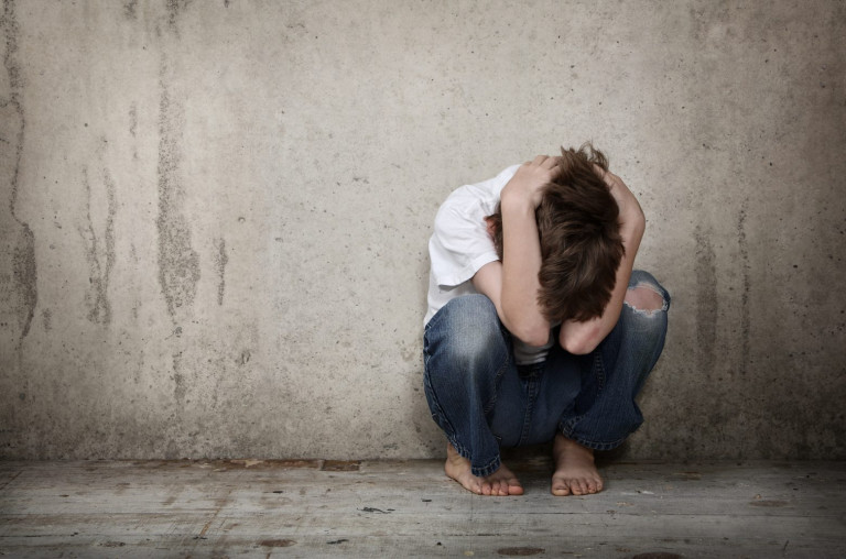 Πλεύρης: Ο βιαστής παιδιών δεν πρέπει να έχει υπό όρους απόλυση - Παραμένει επικίνδυνος για τα παιδιά μας