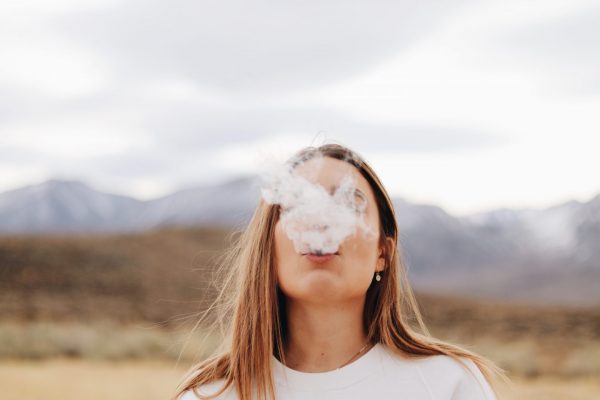 Τσιγάρο: Νέα έρευνα – Όποιος το κόβει πριν τα 35 είναι σαν να μην κάπνισε ποτέ από άποψη κινδύνου πρόωρου θανάτου