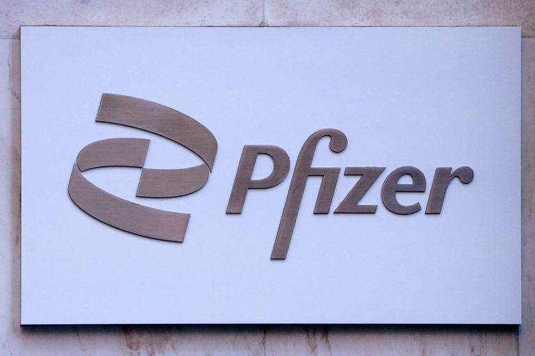 Ιταλία: Ερευνα της οικονομικής αστυνομίας σε βάρος της Pfizer για φοροδιαφυγή