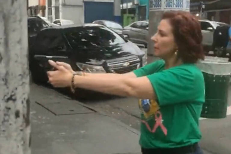 Βραζιλία: Σάλος με βουλευτή του Μπολσονάρο που έβγαλε όπλο στο δρόμο μετά από καβγά με πολίτη