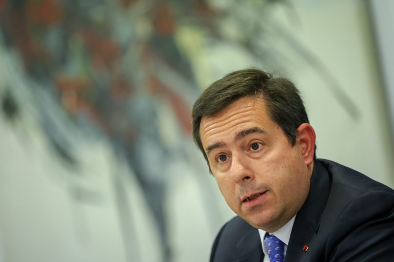 Κύπρος: Στην Πάφο για τη Σύνοδο των MED5 ο Νότης Μηταράκης – Το μεταναστευτικό στο επίκεντρο