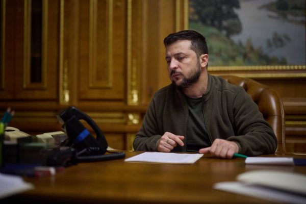 Ζελένσκι: Πράξη ρωσικής τρομοκρατίας η απαγωγή του γενικού διευθυντή του πυρηνικού σταθμού της Ζαπορίζια