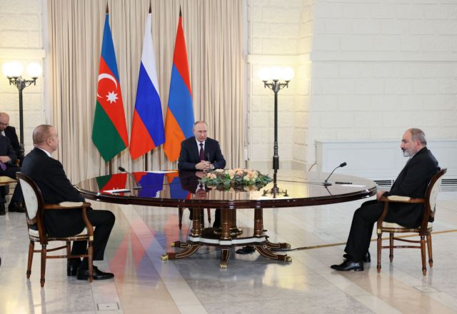 Ρωσία: Αρμενία και Αζερμπαϊτζάν δεσμεύονται να «μην καταφύγουν στη στρατιωτική βία» – Κοινή Δήλωση