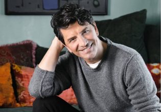 «Ήμουν κάθε μέρα με τον Σάκη Ρουβά και μετά εξαφανίστηκε» λέει ο άνθρωπος που τον ανακάλυψε