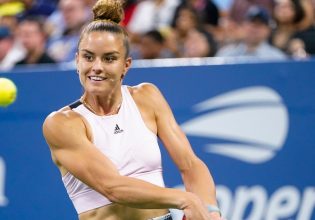 Με Κόλινς στους «16» η Σάκκαρη