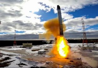 Μεντβέντεφ: Δώστε στους ψυχωτικούς πυραύλους για να πάμε σε Γ’ Παγκόσμιο