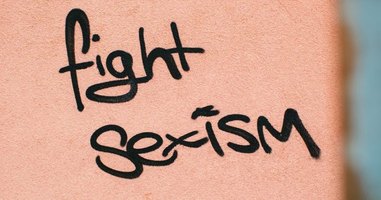 10 ερωτήσεις για να καταλάβουμε πόσο σεξιστές είμαστε