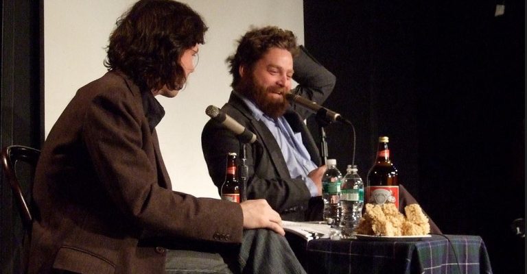 Η συγκινητική ιστορία του Ζακ Γαλιφιανάκη: Πώς ο πατέρας του τον ενέπνευσε να ασχοληθεί με την κωμωδία