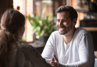 Οι συμβουλές των ειδικών: Έτσι θα γίνεται καλύτεροι στα ραντεβού