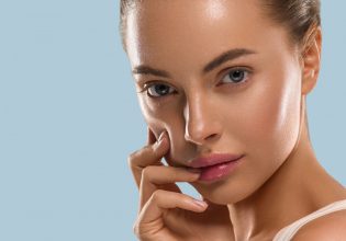 Πώς θα περιποιηθείτε σωστά τα ξηρά χείλη;