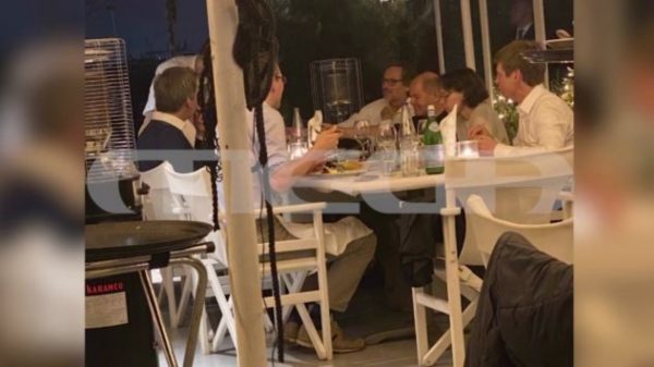 Η βόλτα του Σολτς στη Μαρίνα Φλοίσβου – Ποια ήταν η παρέα του, πού δείπνησε και τι έφαγε