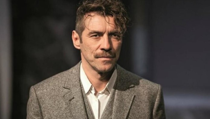 Γιάννης Στάνκογλου: Ο έρωτας με τραγουδίστρια σε σκυλάδικο 20 χρόνια μεγαλύτερή του