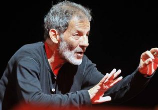 Ο Σταύρος Ξαρχάκος τιμά τον Νίκο Ξυλούρη, με μια μεγάλη συναυλία στο Christmas Theater