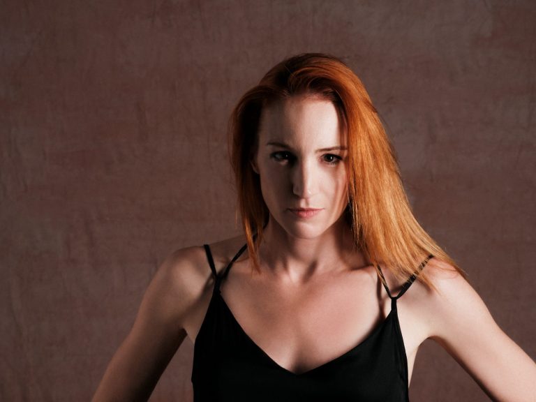 Στεφανία Γουλιώτη στο in: Δουλεύοντας με τον Χριστόφορο Παπακαλιάτη νιώθεις οτι μπαίνεις σε ένα παραμύθι