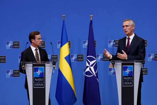 Στόλτενμπεργκ: Το ΝΑΤΟ θα αναλάβει δράση αν Σουηδία και Φινλανδία δεχθούν πίεση από τη Ρωσία